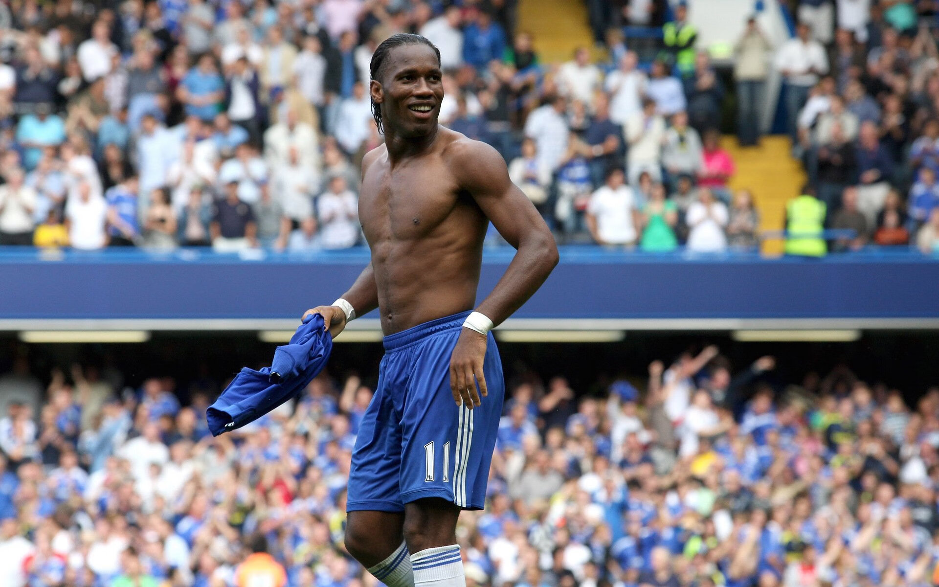 拉维尔队在对决中赢得胜利，实力逐渐增强，拉尔维斯